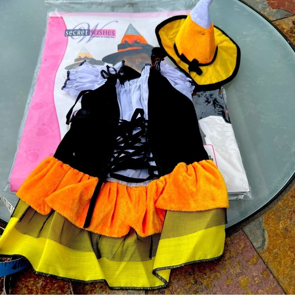 Nwt Candy Witch pet costume for small dog or cat 6-10 lbs